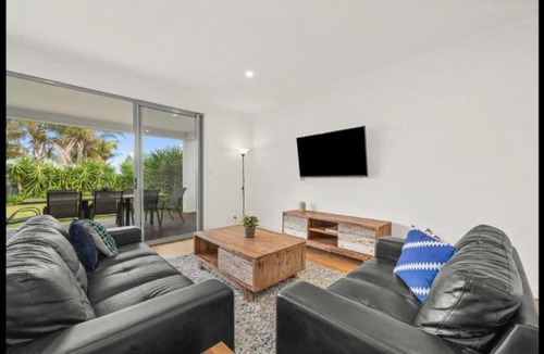 Port Willunga House | Western Breeze