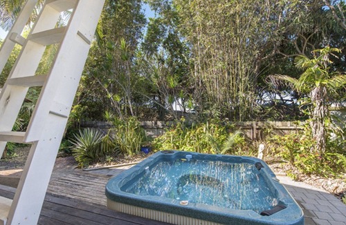 Brunswick Heads House | WHALESONG, TOP NOTCH