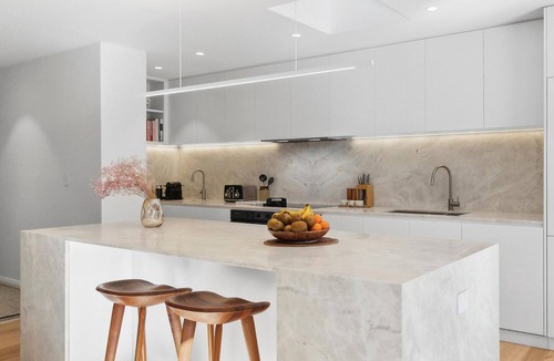 McMahons Point House | Where contemporary meets North Sydney waterside!