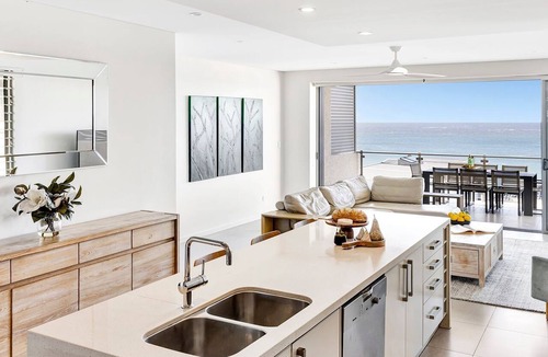 Yamba Apartment | White Sails 4 - Amazing views over Convent - Holiday Yamba