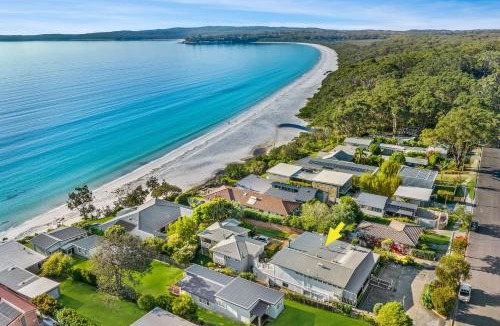 Hyams Beach House | White Sands Retreat, Hyams Beach