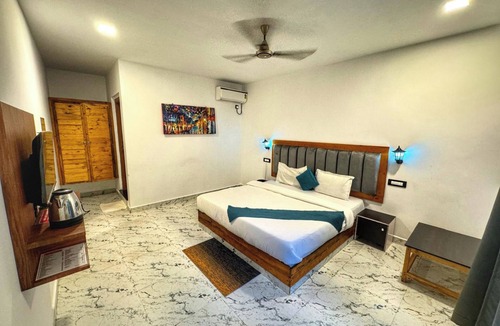 Arambol Hotel | White Truffle Resort