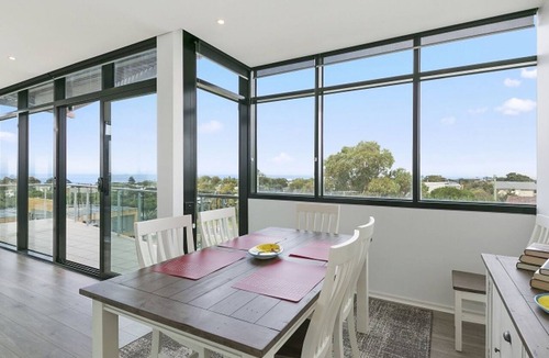 Torquay Apartment | Whitewater Apartment 201