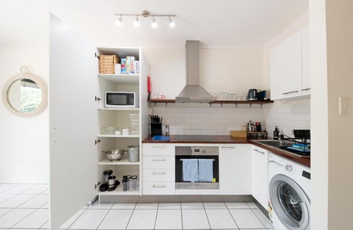 Cannonvale Apartment | Whitsunday Waterfront - 2 Bedroom Apartment