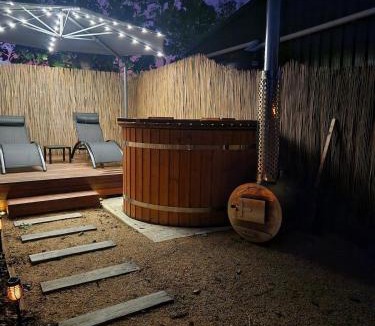 Stanthorpe Villa | Willow's Gardens Couples retreat with woodfire hottub
