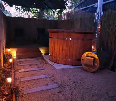Stanthorpe Villa | Willow's Gardens Couples retreat with woodfire hottub
