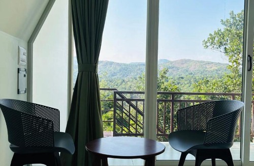 Ramakkalmedu House | Wilmora