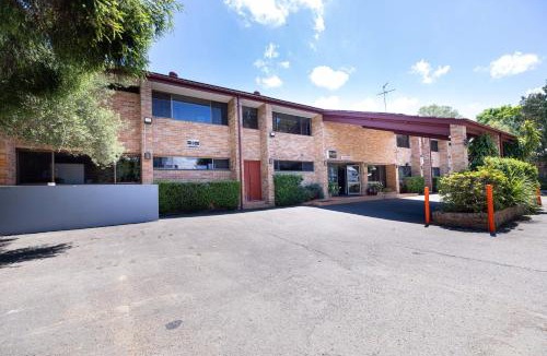 Windsor Hotel | Windsor River View Inn