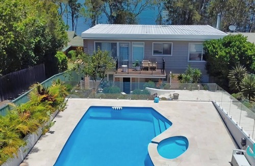 Brightwaters House | WishStay Waterfront Luxury Retreat,- private pool