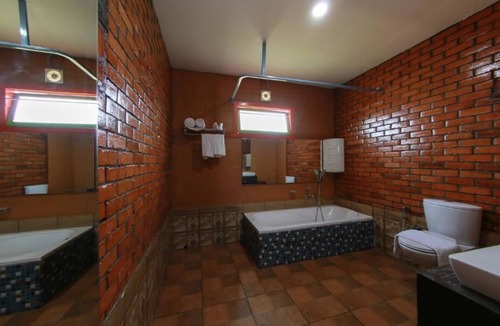 Mahe Resort | Woodgreens Ayurveda & Wellness Resort