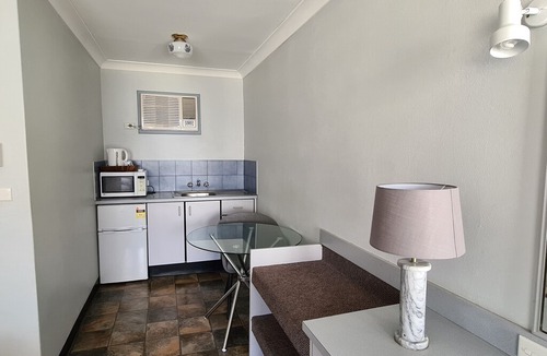 Woolgoolga House | Woolgoolga Beach Motel Unit 1
