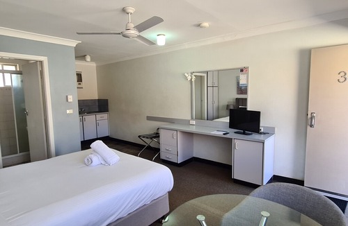 Woolgoolga House | Woolgoolga Beach Motel Unit 3