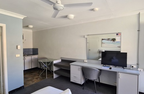 Woolgoolga House | Woolgoolga Beach Motel Unit 5
