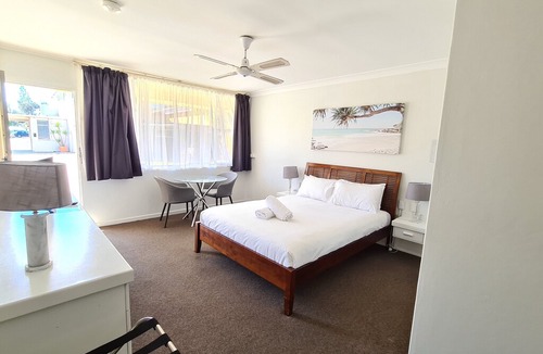 Woolgoolga House | Woolgoolga Beach Motel Unit 9