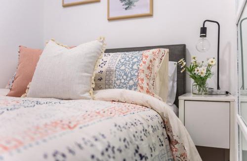 Melbourne Central Business District Apartment | WOW Apartment on Flinders