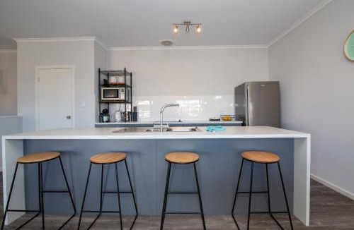 Aldinga Beach House | Xanadu - Aldinga Beach - C21 SouthCoast Holidays