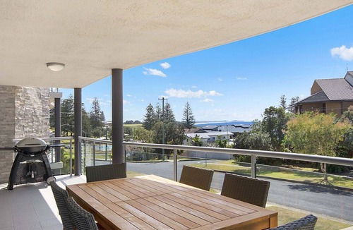 Yamba Apartment | Yamba 58 - Modern Apartment with Ocean Views - Holiday Yamba
