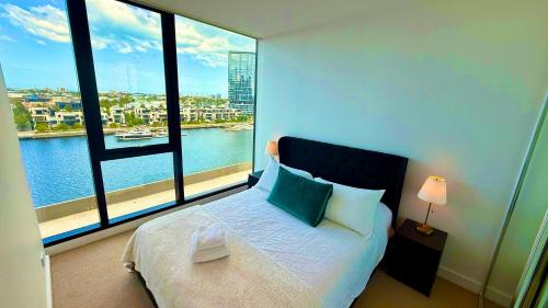 Docklands House | Yarra Accommodation Private Apartment & Ensuite Room