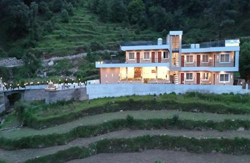 Ukhimath Hotel | Yashasvi Himalayan Resort