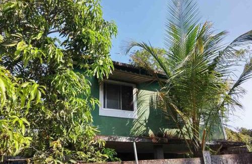 Siolim Villa | Yellow Maple