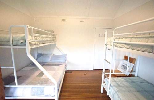 Morning Bay Hostel | YHA Pittwater Eco, Sydney