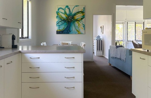 Bendalong House | Yonder Cottage across from Washerwomans Beach