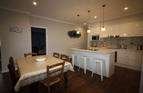 Bendalong House | Zest ~ Holiday Home in North Bendalong
