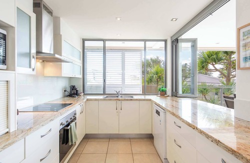 Yamba Apartment | Zinc One Select - Oceanstays - ocean views