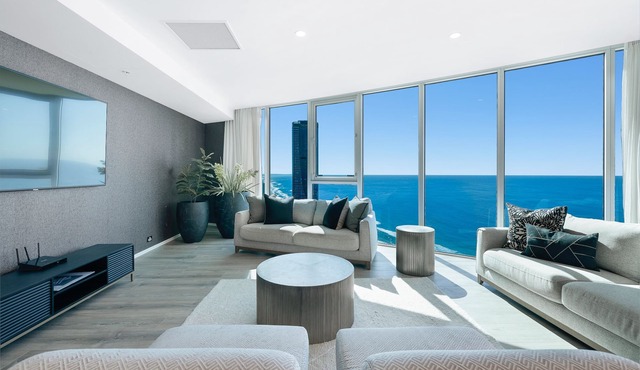 5-Star Panoramic Oceanview Sub-Penthouse