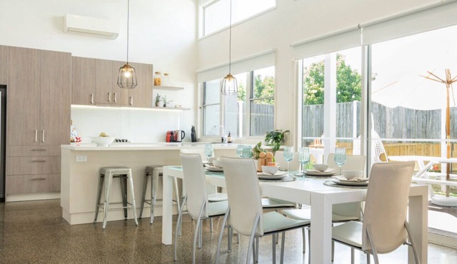 Accessible Beach House - Bell 3 - Pet Friendly