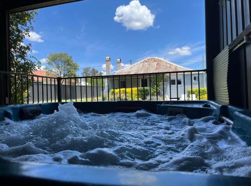 Addisons Stanthorpe with hot tub