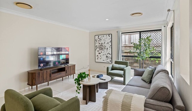 Affordable Central A/C 4-Bed 2-Bath Family Home