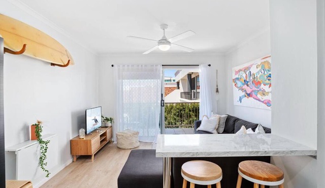 Alfred Street - Hosted by Burleigh Letting