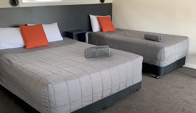 Altona Motel