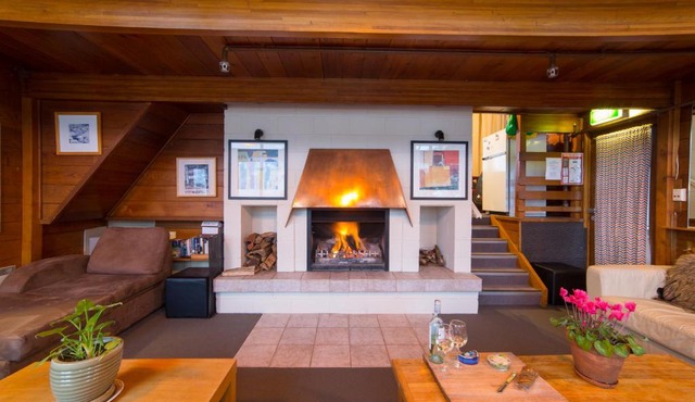 Aneeki Ski Lodge