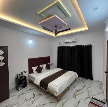 Aquarius Luxury Stay - Swimming Pool Resort in Varkala