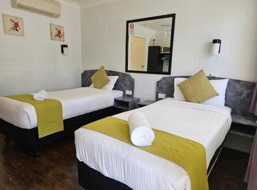 Azalea Motel