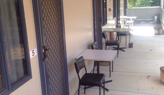 Badgingarra Accommodation - Pub, Restauraunt and rooms
