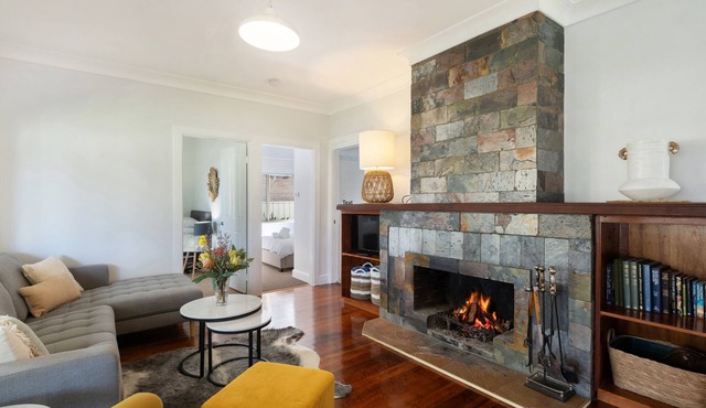 Banksia: Walk everywhere, beach, shops & cafes in Huskisson. Cosy & stylish