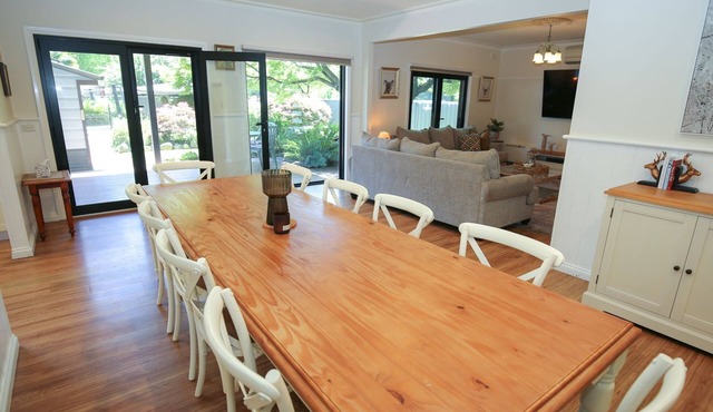 Battenberg at Bright : Dog friendly family oasis