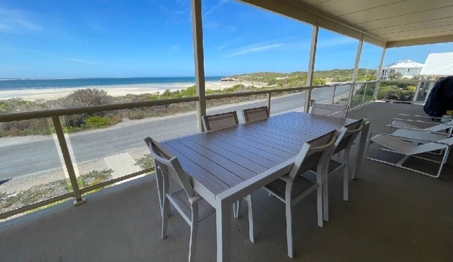 Beachfront luxury Marion Bay, Ocean views, safe swimming beach directly in front