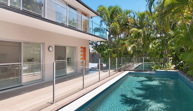 Beachfront On Marine – 2
