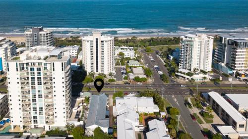 Beachfront Unit 5 at Sea Chalets, Sixth Avenue