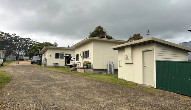 Bemm River Bungalows #5 “Deckhands Den” is a no frills budget friendly option