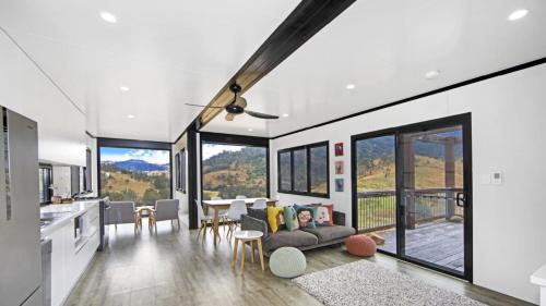 Bindera Container House