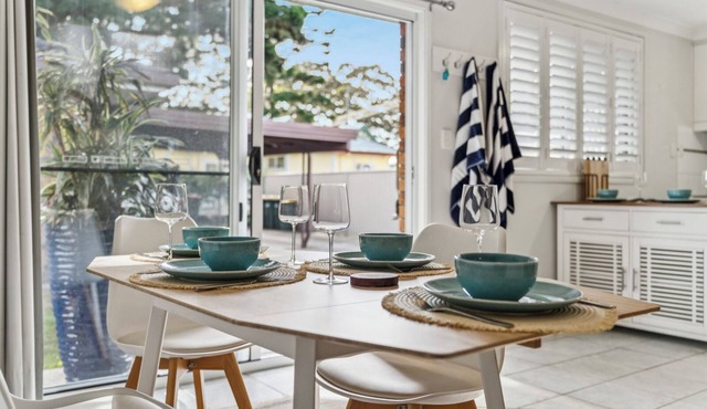 Boardwalk Bungalow - Pets Stay Free, Accessible,