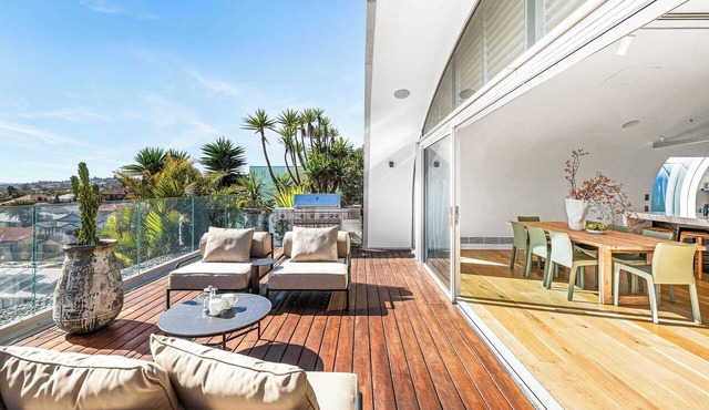 Bondi Beachside Penthouse