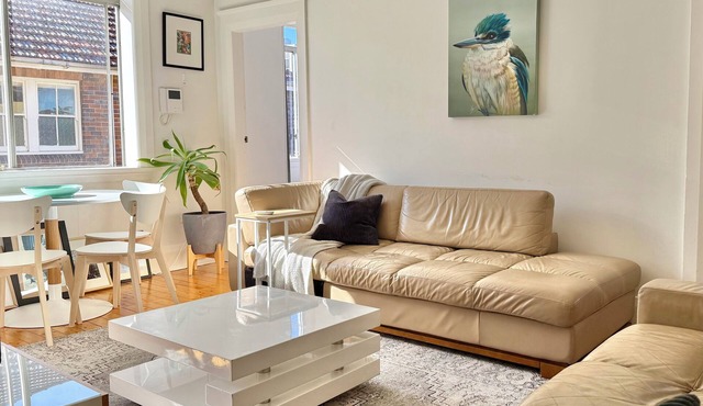Bondi Junction Pad — placid, quiet and cozy.