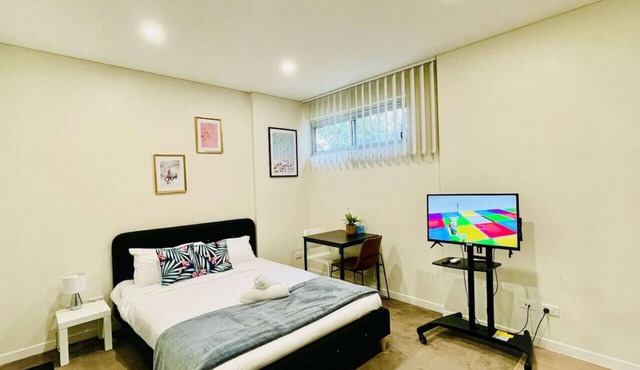 Botany sweet studio near Airpot with WiFi&Parking