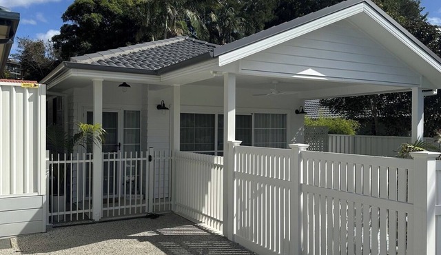 BRAND NEW 2 Bedroom Coastal Villa Great location short walk to Shelly Beach